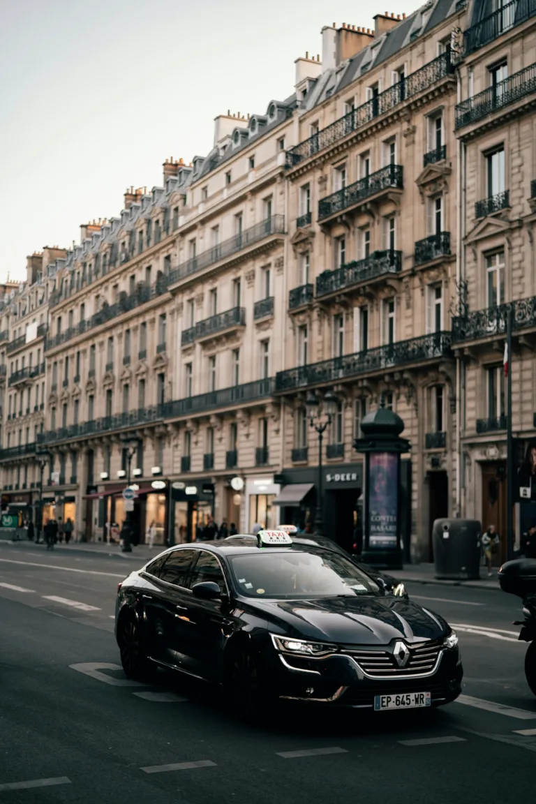 Taxi-Nantes-enpreintant-voix-de-bus